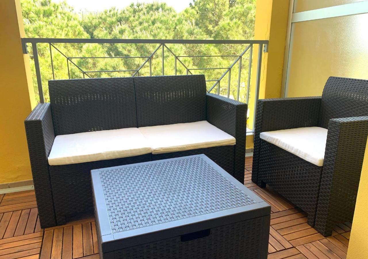 Gardalakeapartment A Сирмионе Екстериор снимка